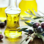 Olivenolie i hårpleje – naturlig håroliebehandling derhjemme